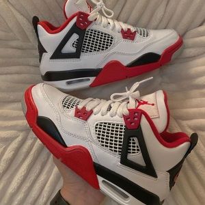 Jordan 4 Fire Red 🔥